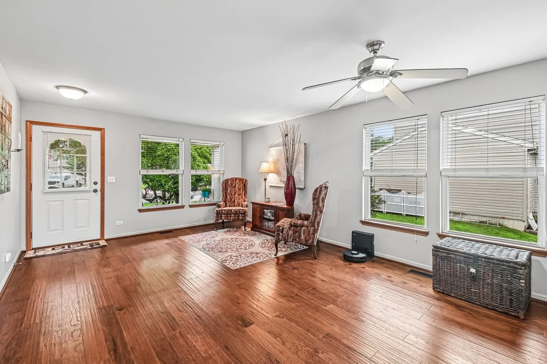 Photo of 1922 Hemlock Drive