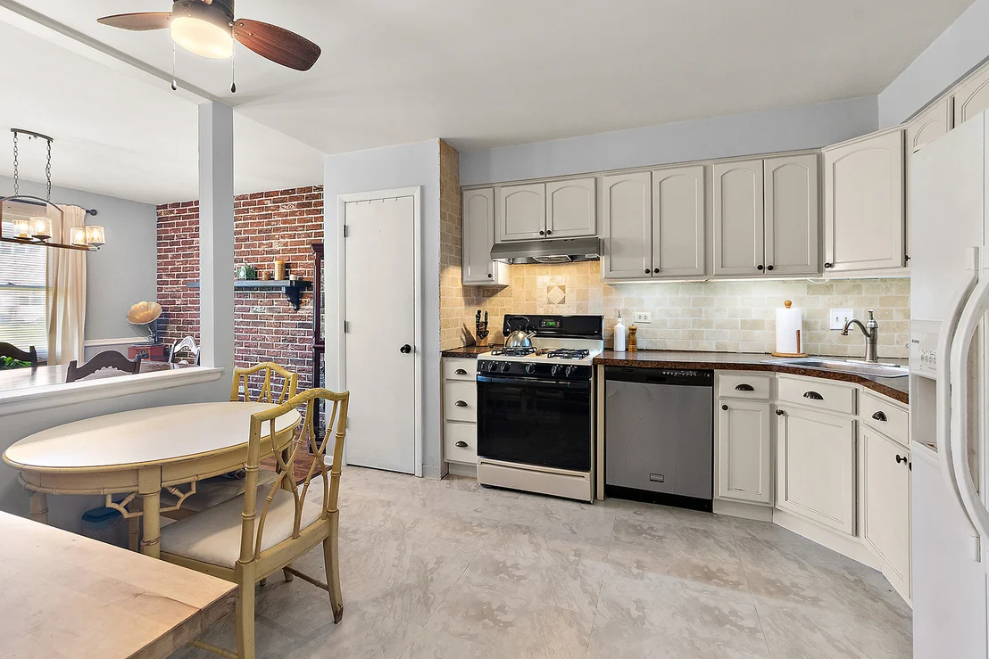 Photo of 6838 Winston Drive