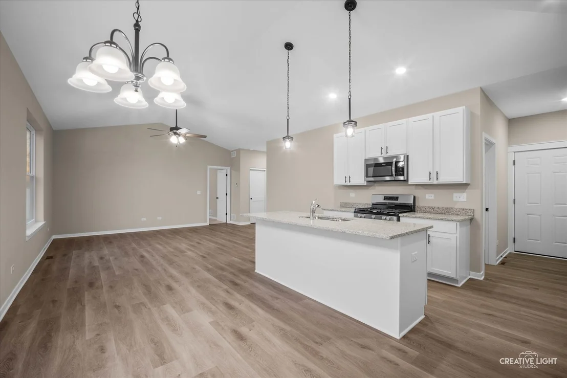 Photo of 790 Cascade Drive