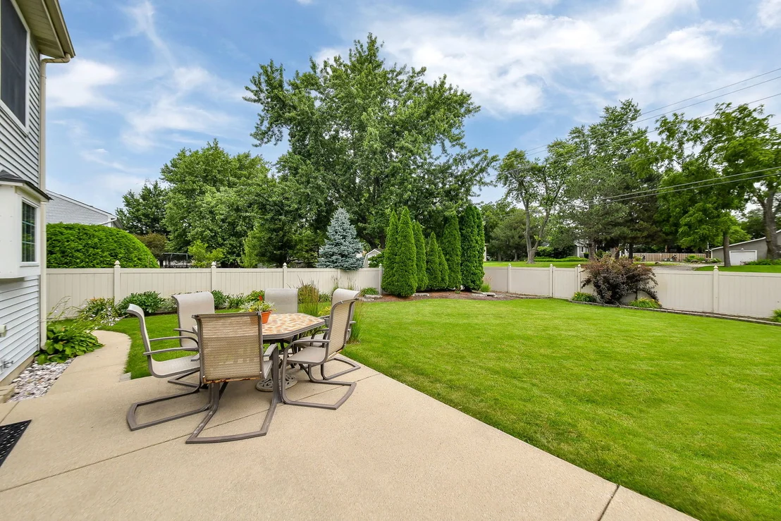 Photo of 959 Hill Crest Drive