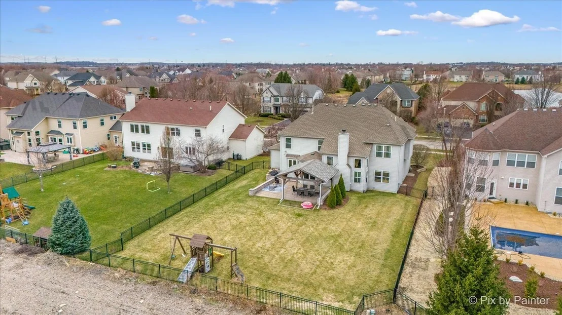 Photo of 647 Bennett Drive