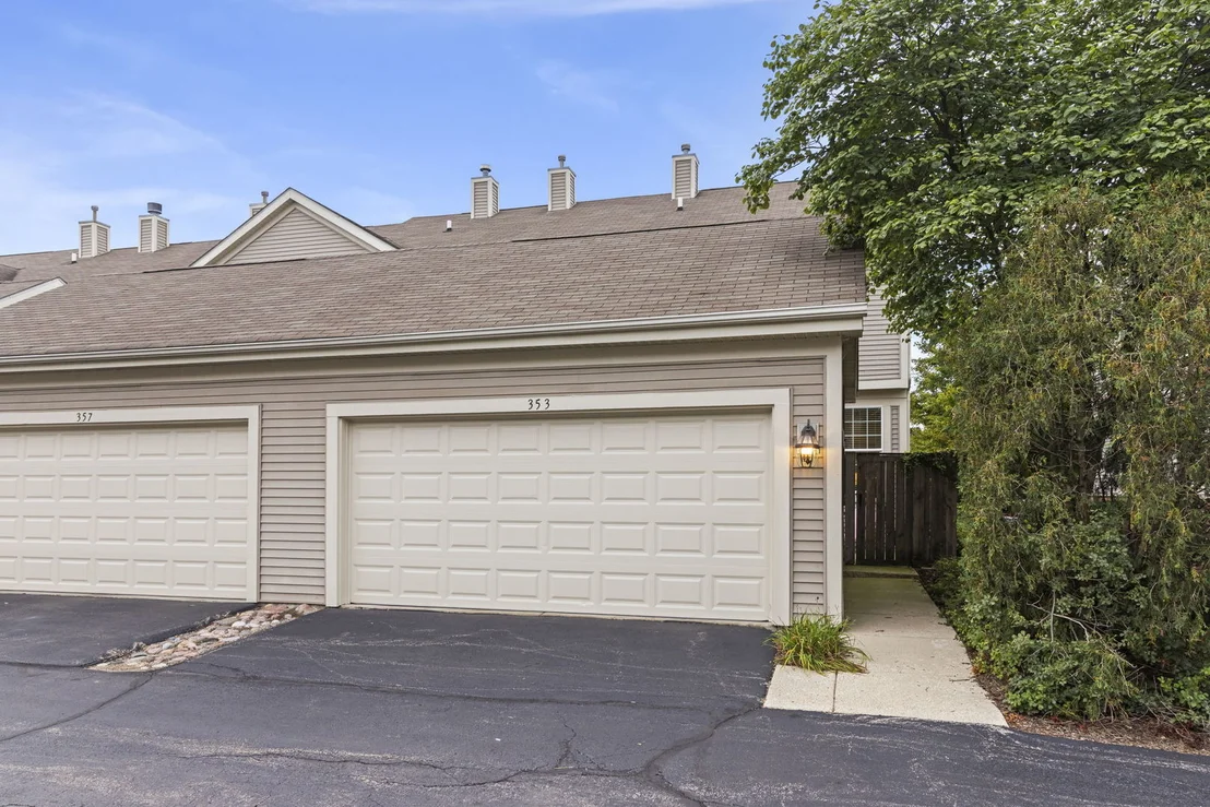 Photo of 353 Bradbury Lane