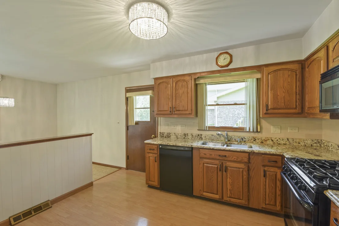 Photo of 532 Summit Drive