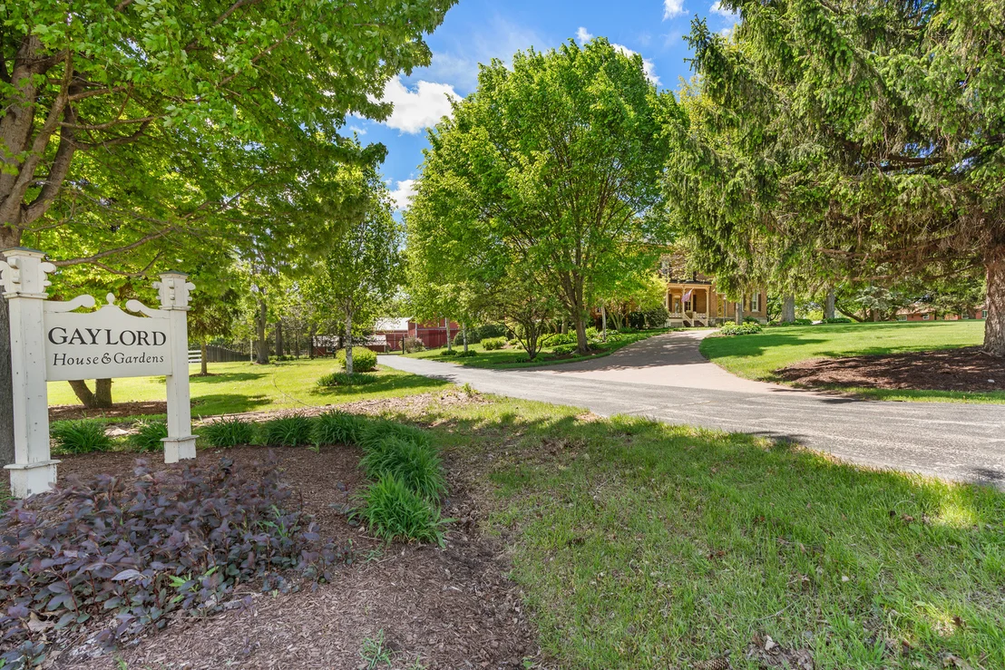 Photo of 1542 Plainfield Road