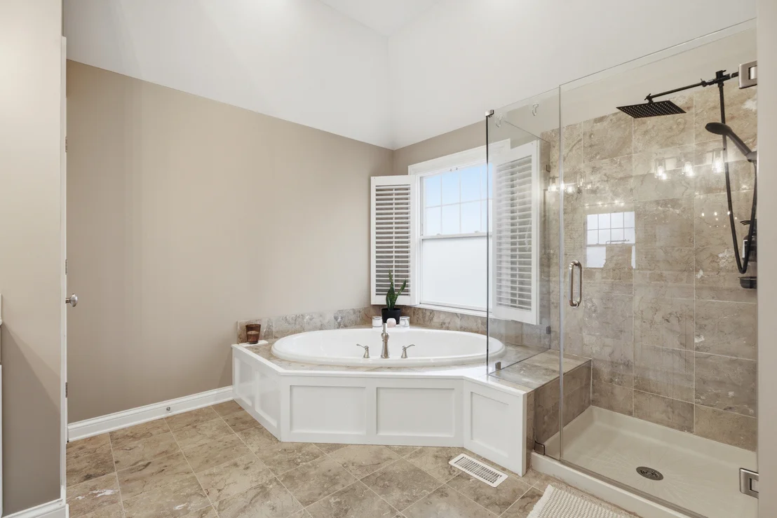 Photo of 899 Edgewood Drive