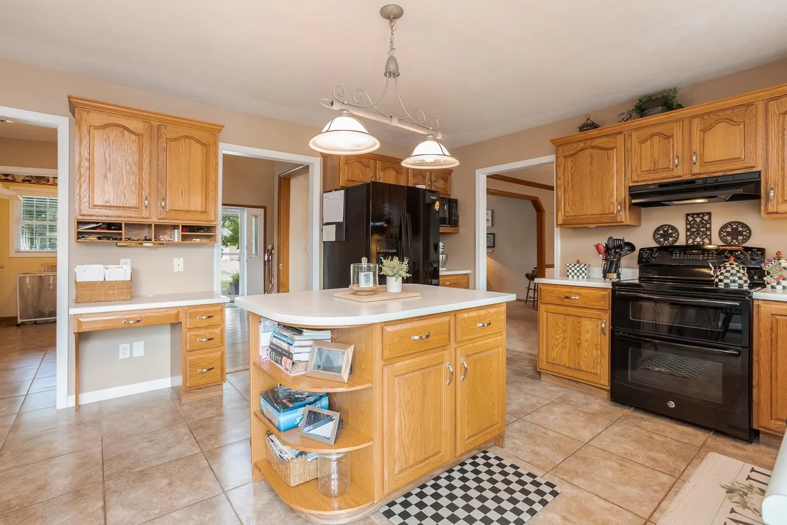 Photo of 38 Bandecon Way