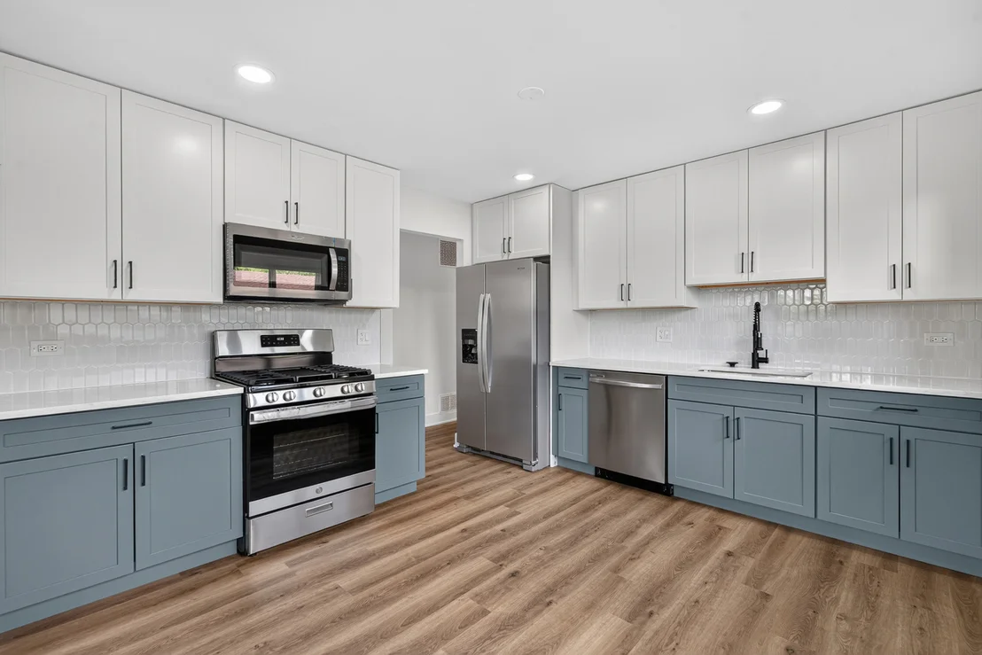 Photo of 405 W Newport Road