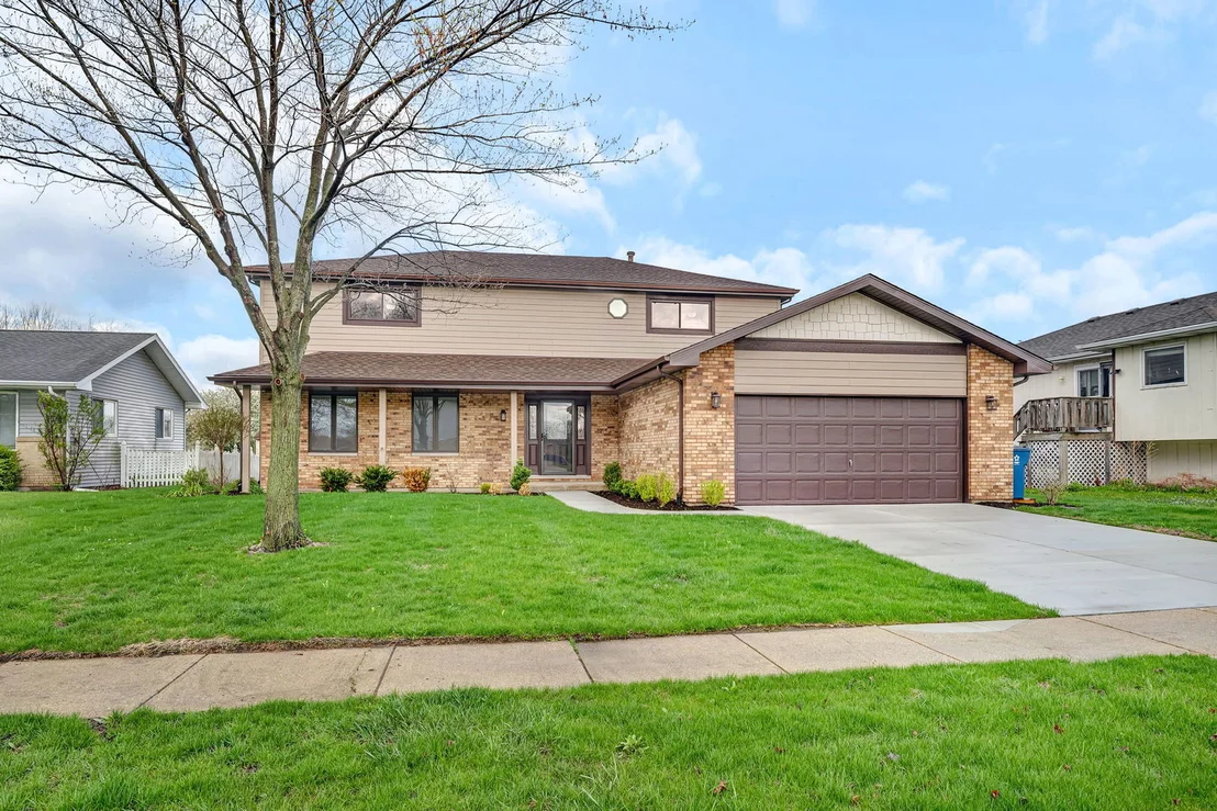 Photo of 2380 Chestnut Lane