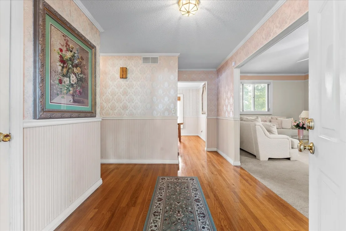Photo of 1708 Oak Park Drive