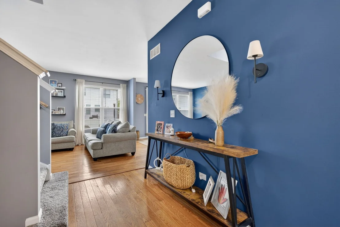 Photo of 1501 Roth Drive
