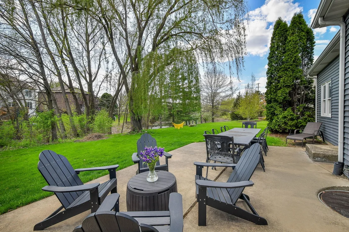 Photo of 635 Samantha Circle