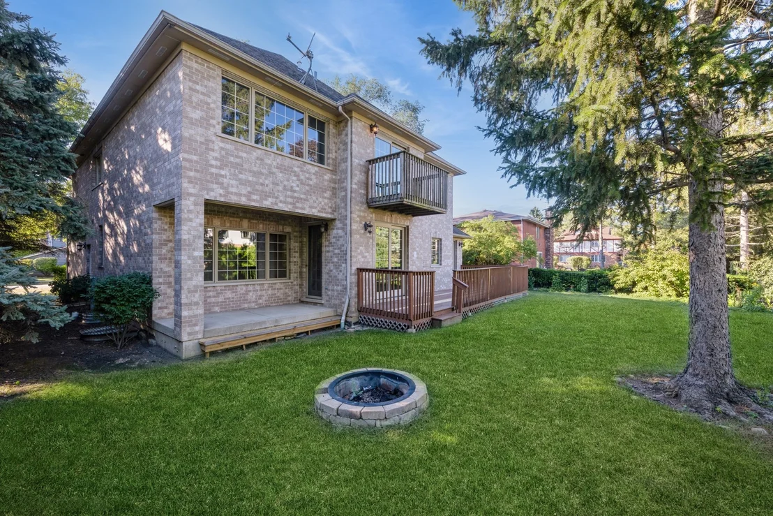 Photo of 423 Locust Place
