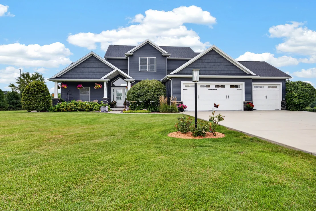 Photo of 9571 Crossbow Drive