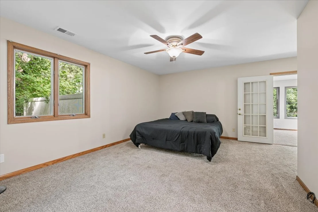 Photo of 3318 Caroline Drive