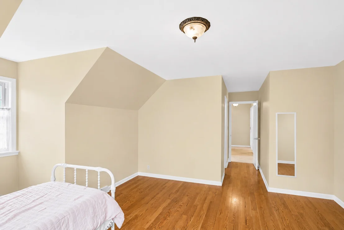 Photo of 38W643 Bittersweet Lane