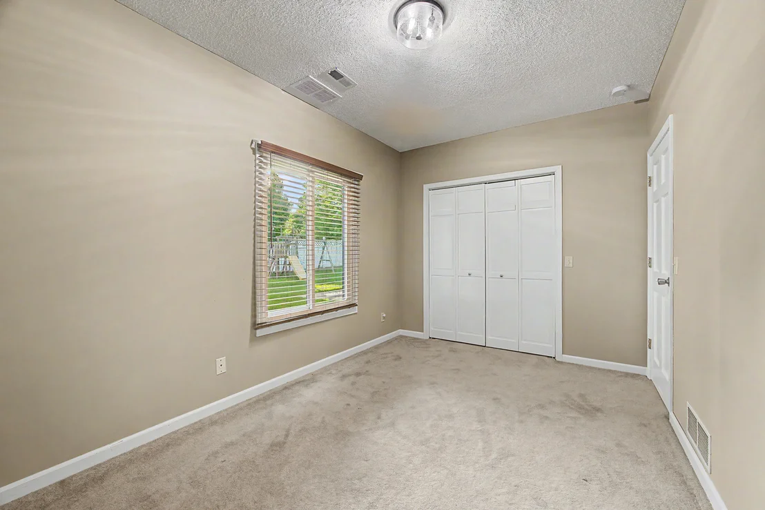 Photo of 1202 Kenneth Drive
