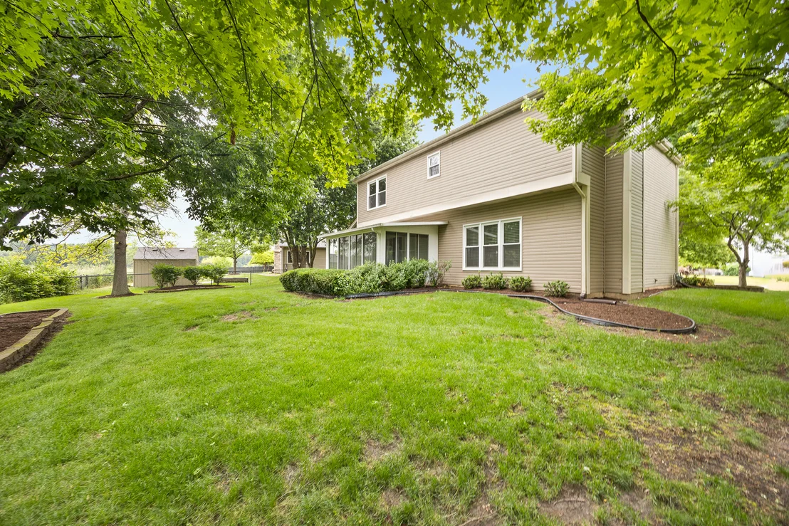 Photo of 533 Springwood Lane