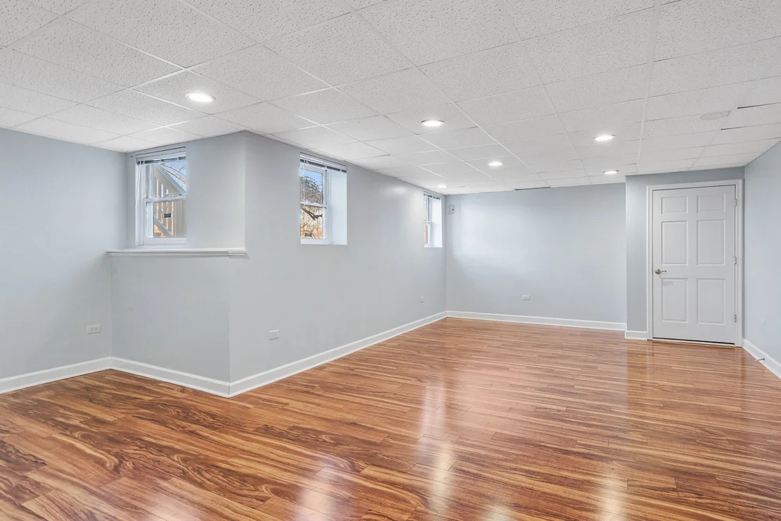 Photo of 2667 Charter Oak Drive