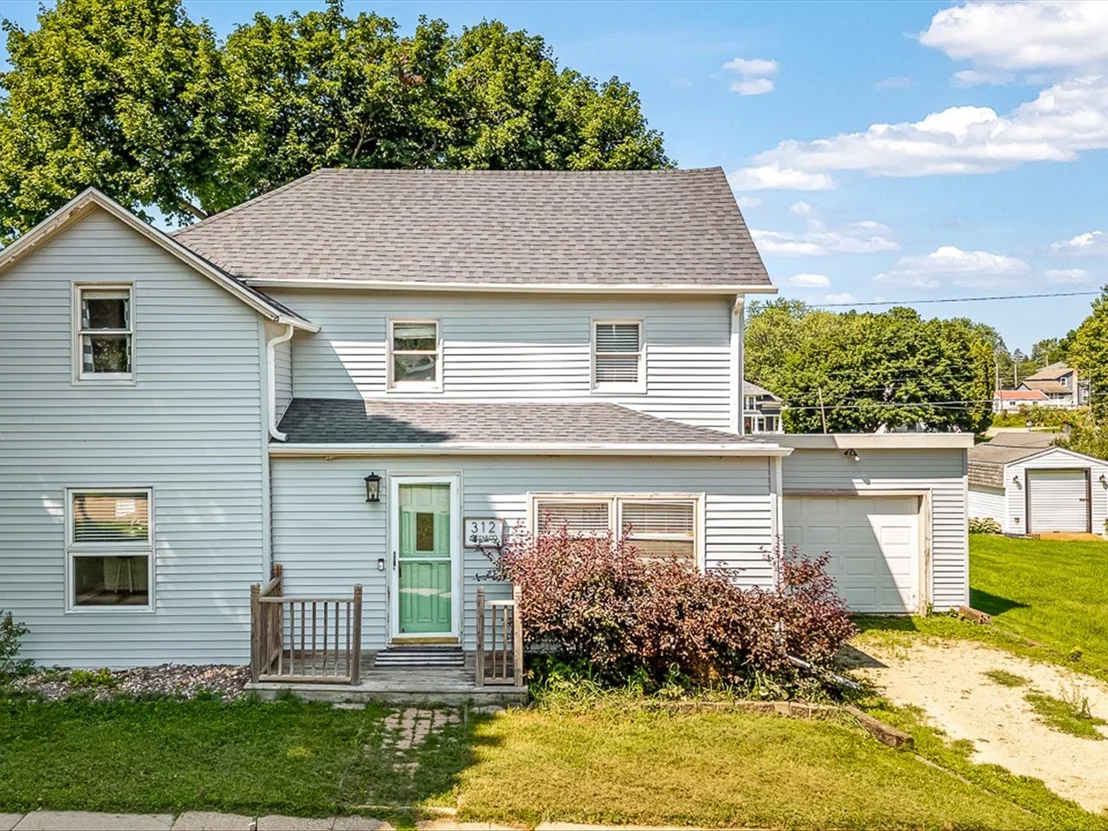 Photo of 312 N Stanton Street