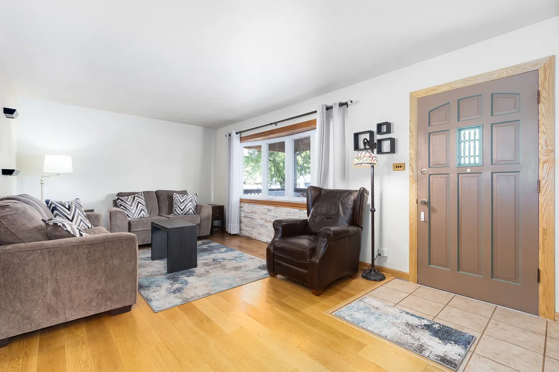 Photo of 6941 Olympic Drive