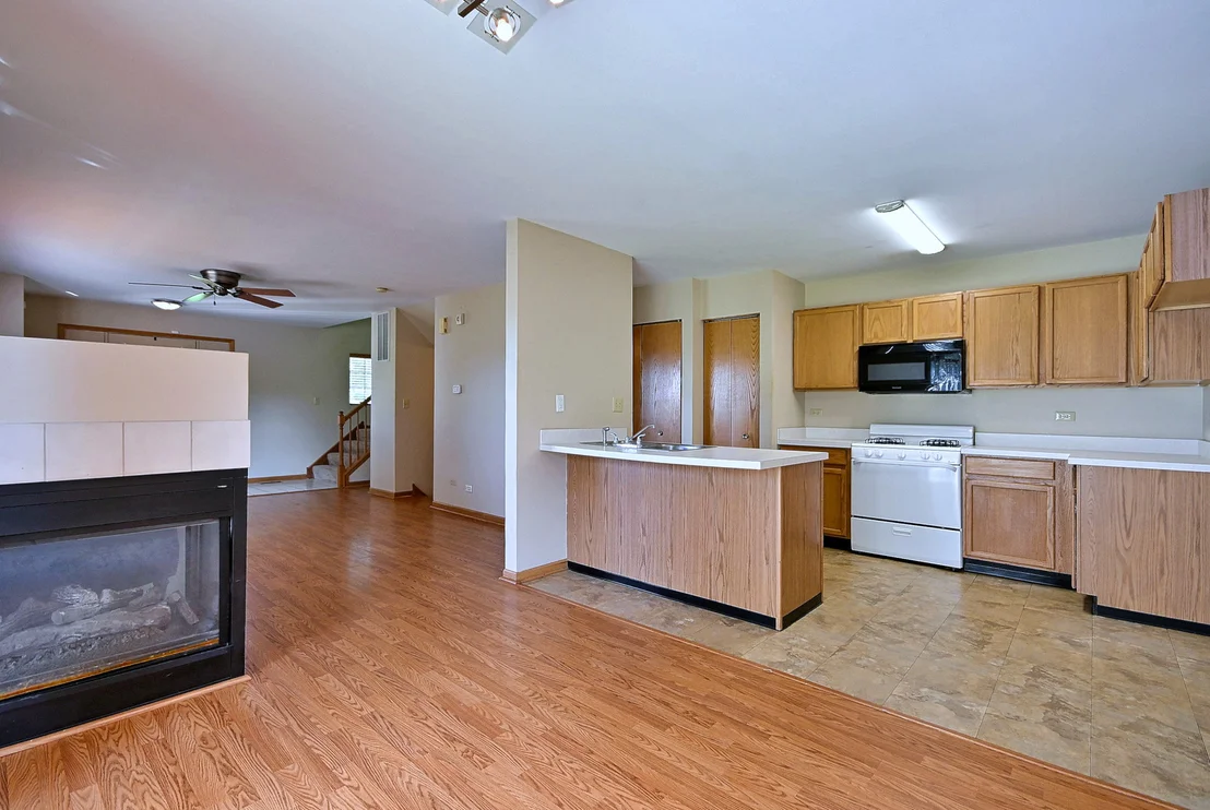Photo of 4142 RIVERTOWNE Drive