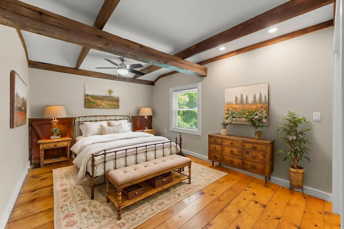 Photo of 7479 Grove Road