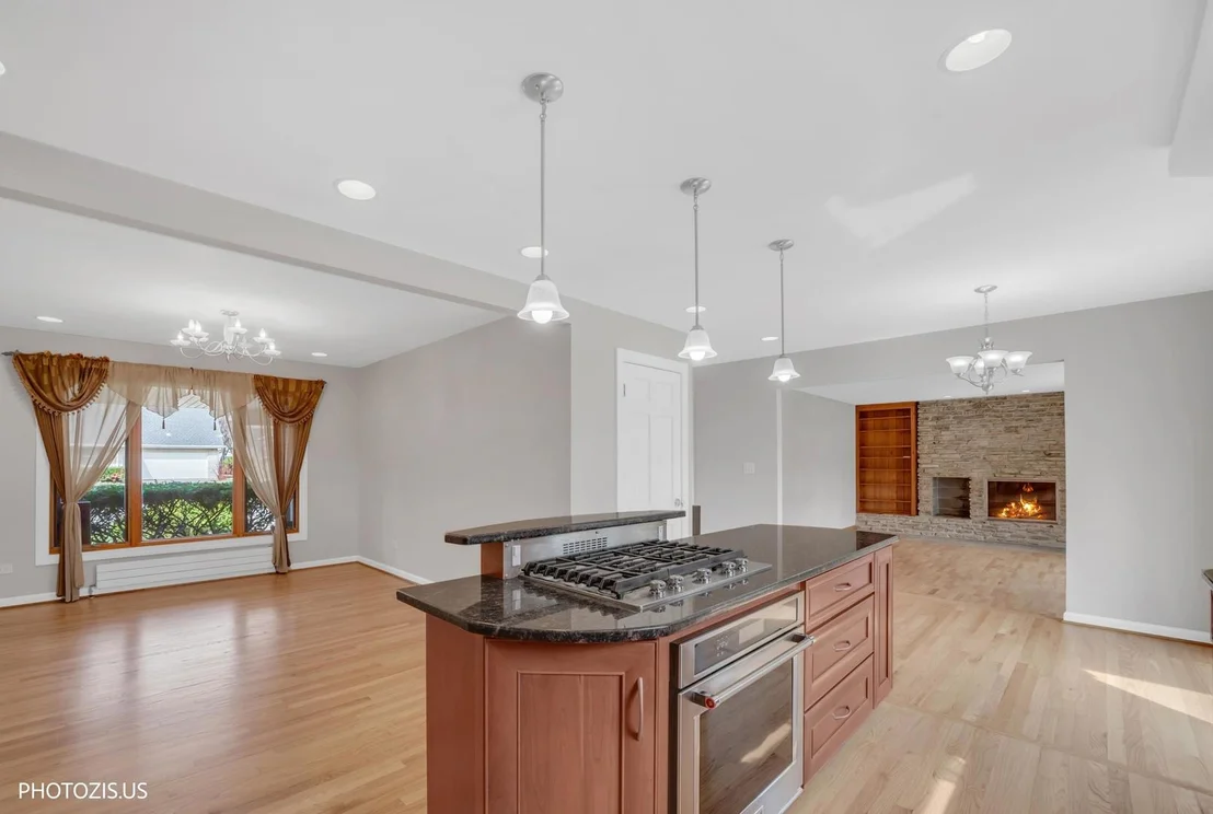 Photo of 3235 Robincrest Drive