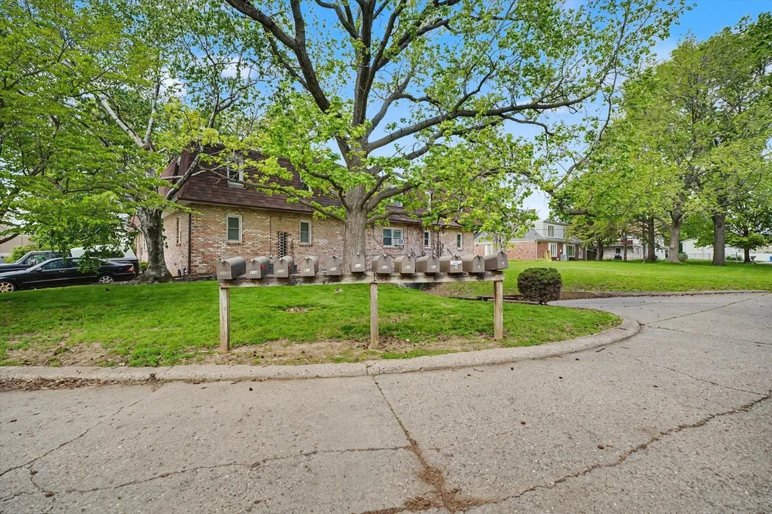 Photo of Unit 14 at 912 Crescent Drive