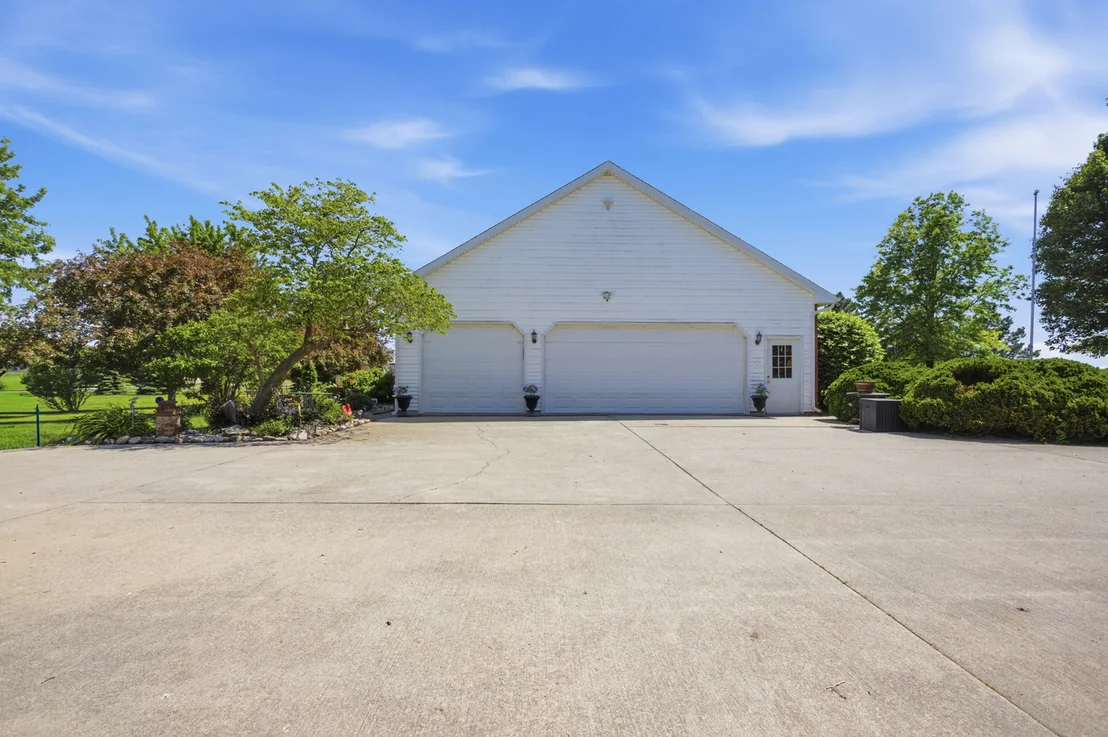 Photo of 2102 Laurel Park Place