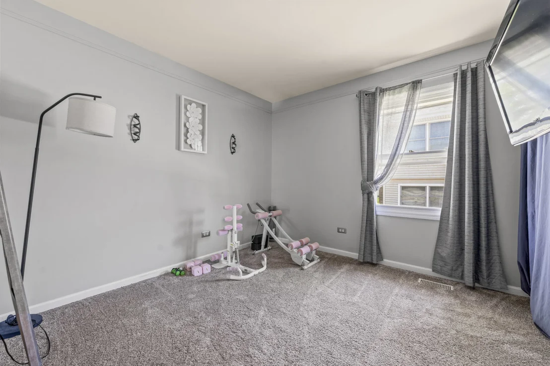 Photo of 1041 Fulton Drive