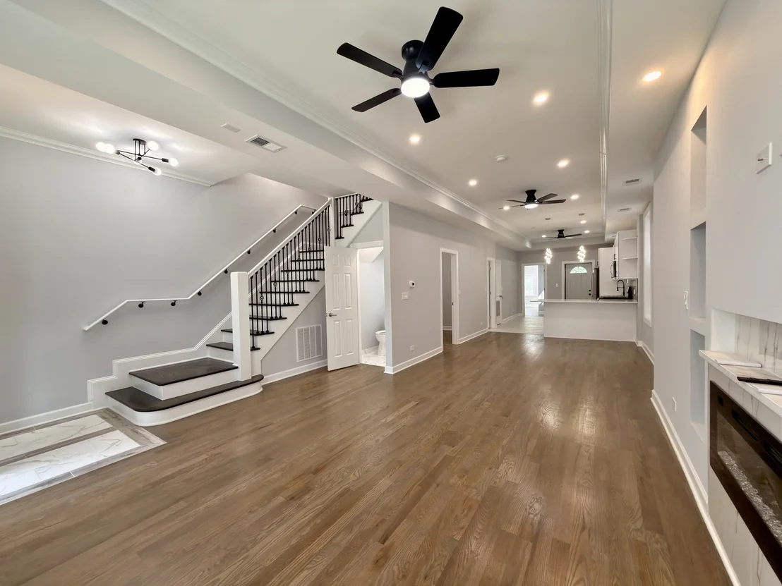 Photo of 4326 W Washington Boulevard