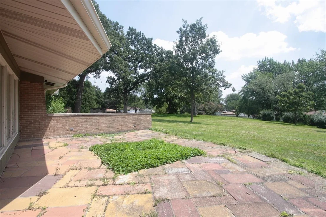 Photo of 701 W Stearns Road