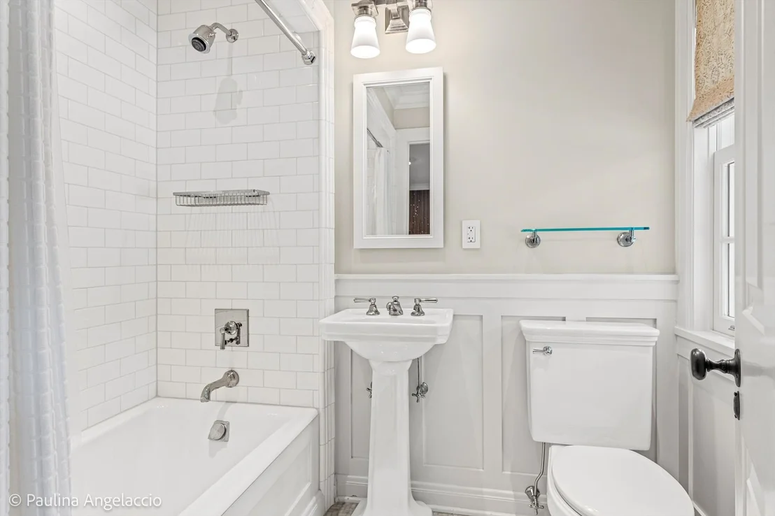Photo of 13 Deepwood Road
