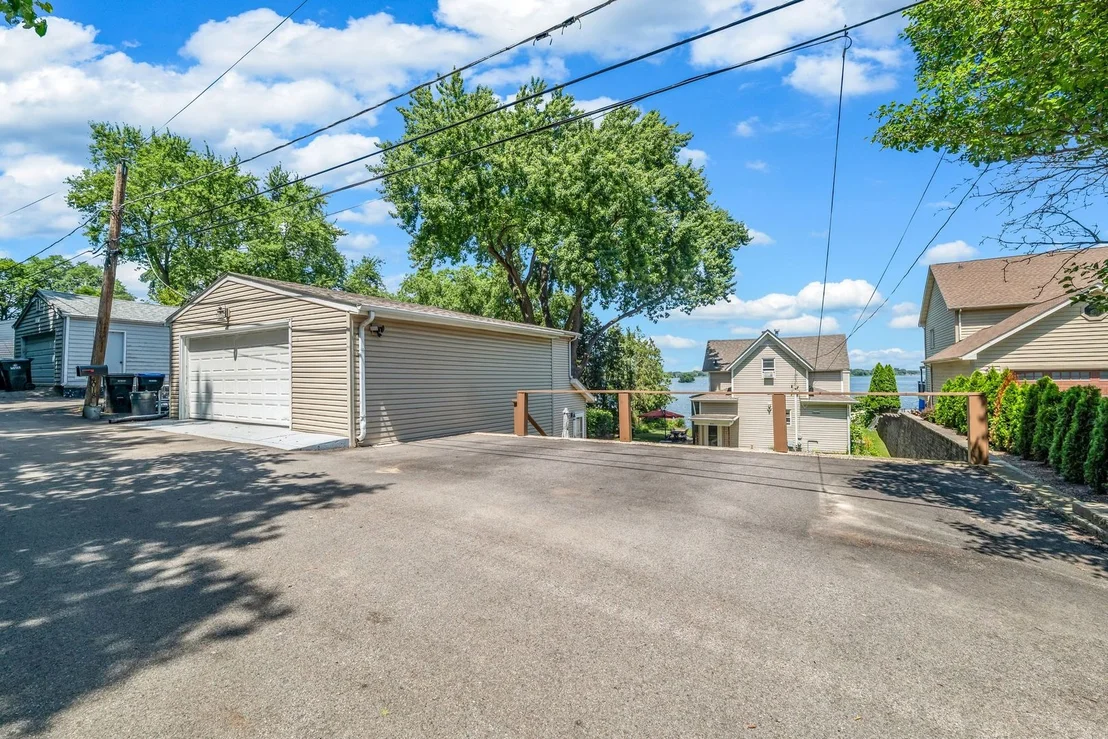 Photo of 4018 Pitzen Road