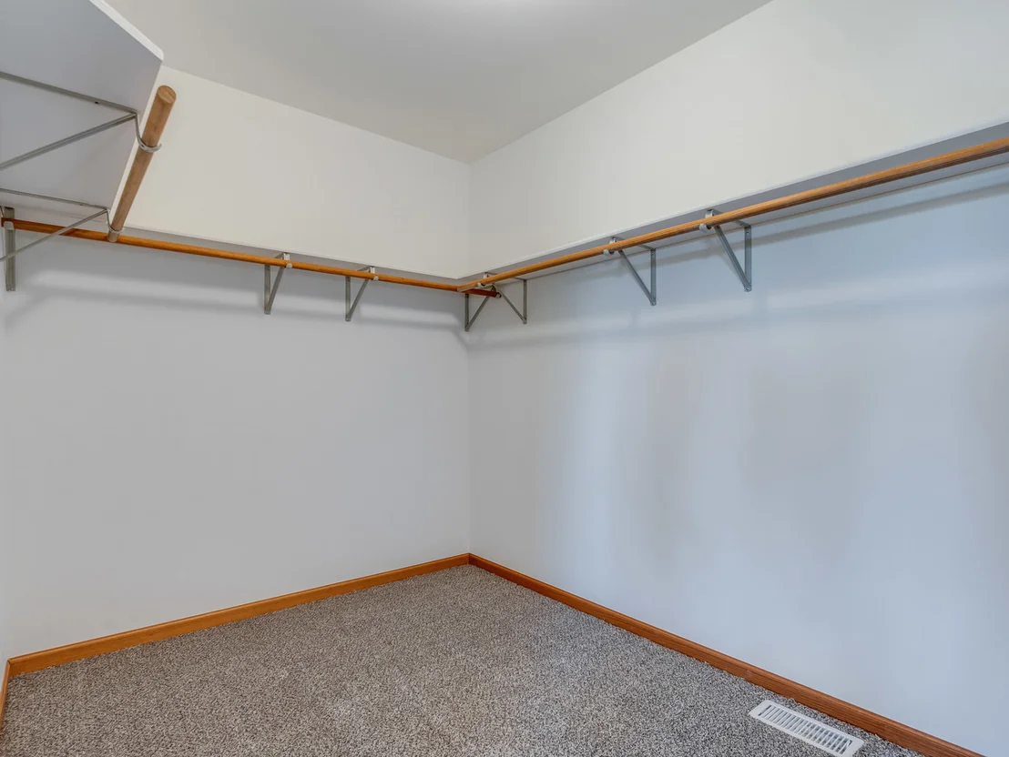 Photo of 521 Ridgewood Drive
