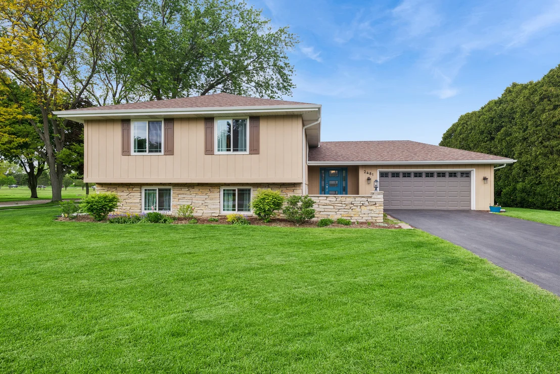 Photo of 2481 Chatham Road