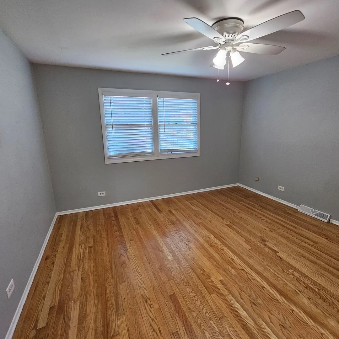 Photo of 618 W Comstock Avenue