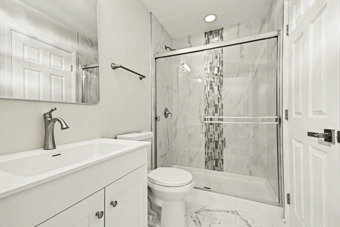 Photo of 1312 W Oakmont Road