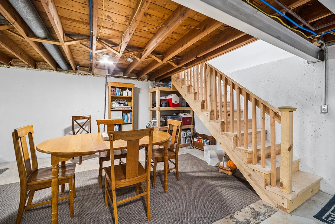 Photo of 425 Kishwaukee Street