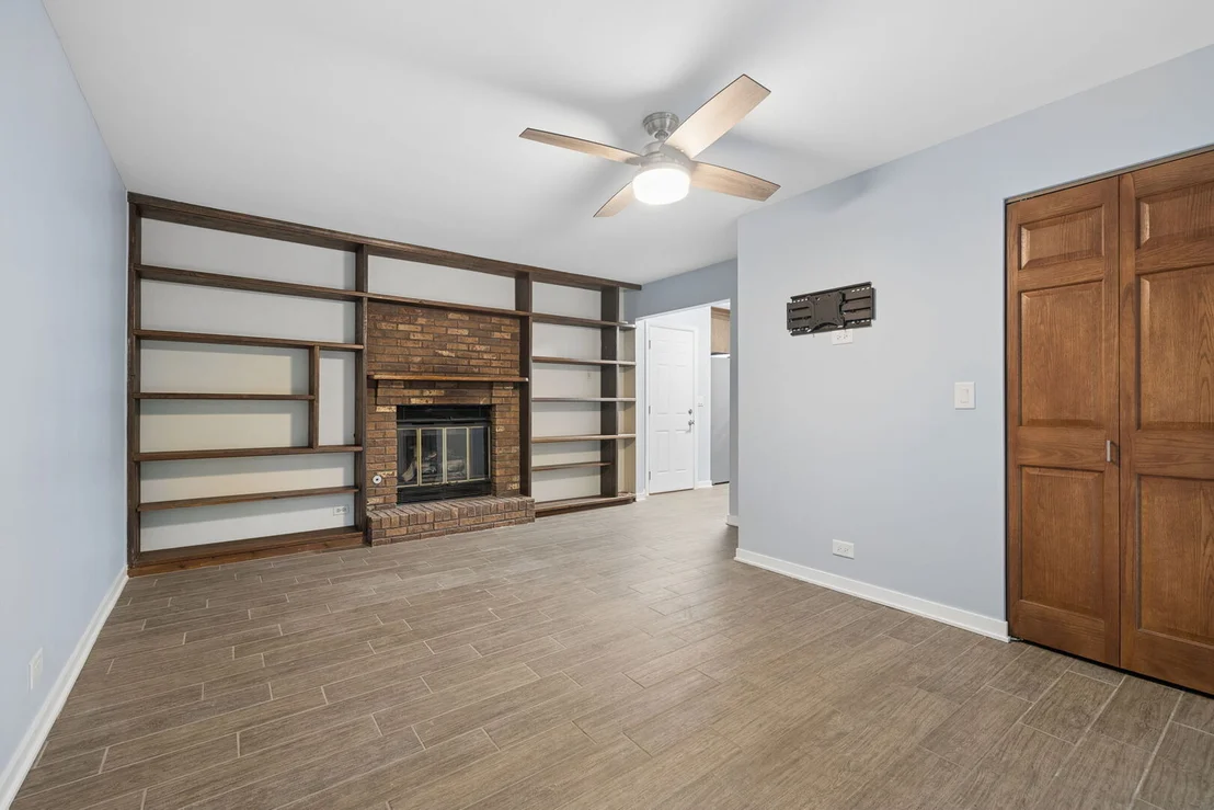 Photo of 702 N Pinecrest Road