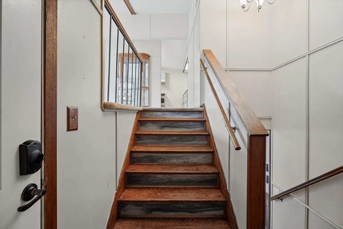 Photo of 814 Pinecrest Drive