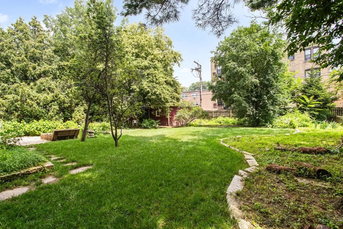 Photo of 1411 Maple Avenue