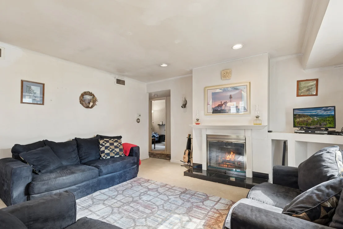 Photo of 951 Hemlock Street