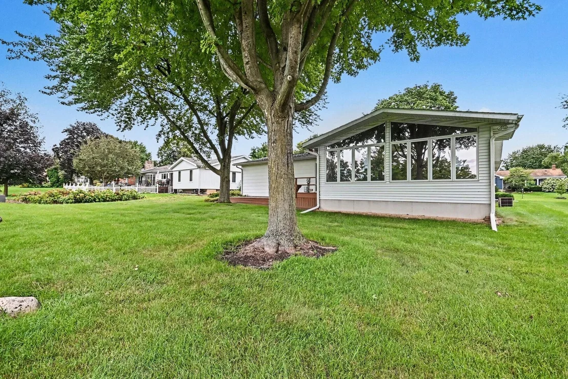 Photo of 524 Parkside Drive