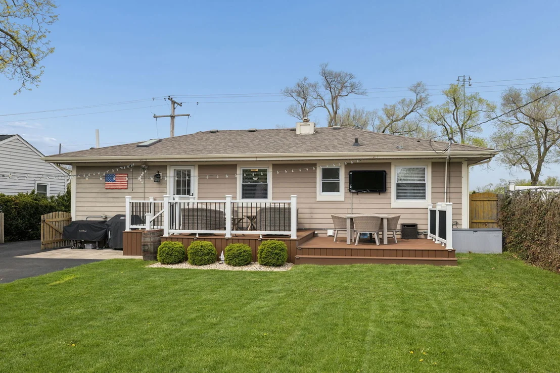 Photo of 809 E Division Street