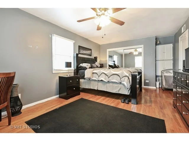 Photo of 877 S Wolf Road