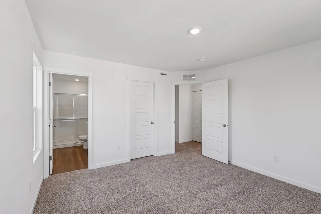 Photo of 1387 Oakfield Lane