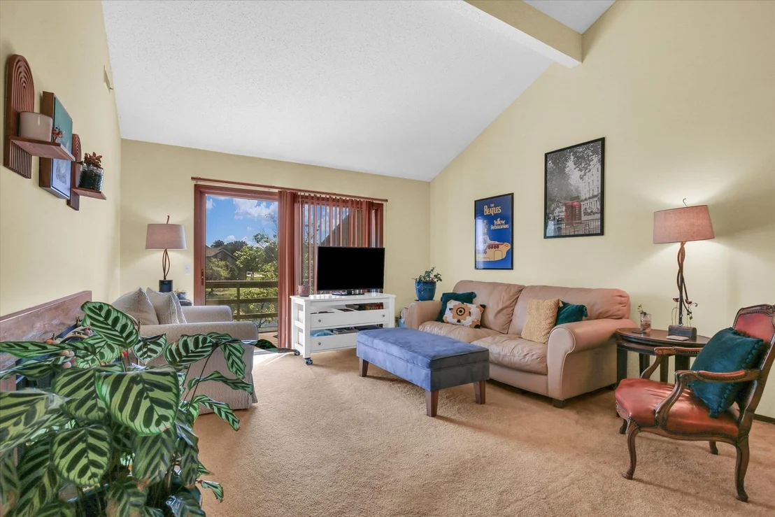Photo of Unit 2108 at 2108 Sunview Drive
