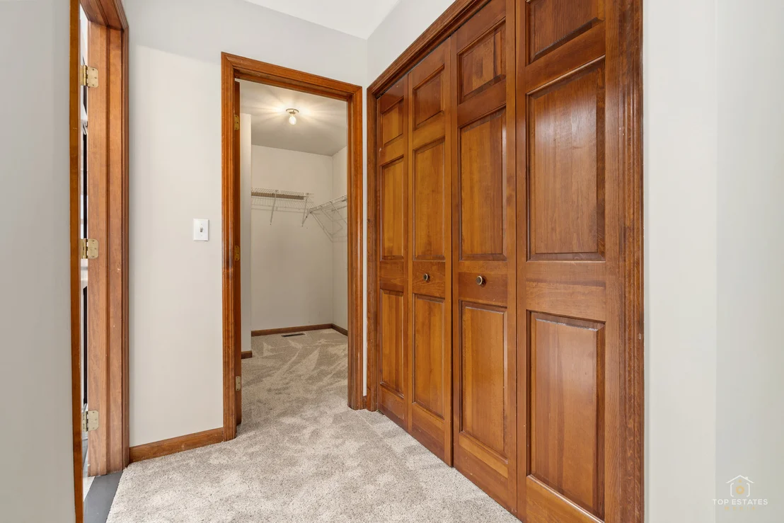 Photo of 225 Fairway Drive