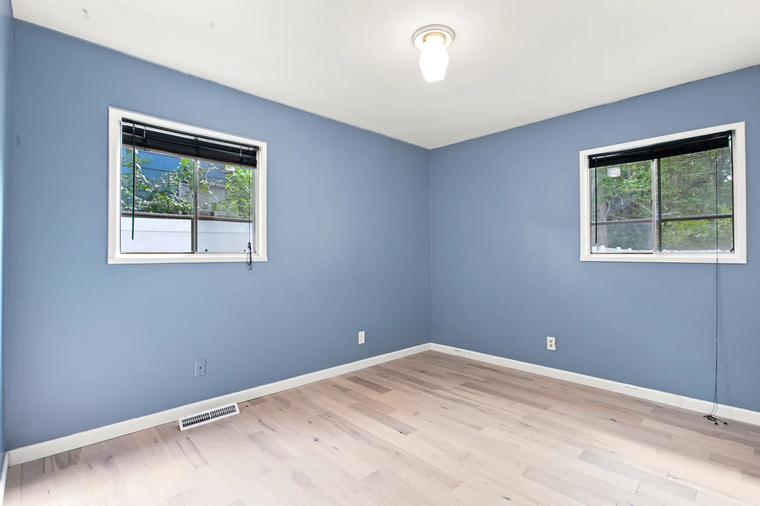 Photo of 1709 Crescent Drive